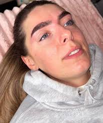 Girls dressing up clothes age 5-6 free pick up only