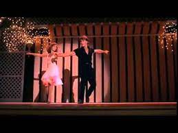Patrick swayze and jennifer gray practice iconic lift (image: Dirty Dancing Final Dance Scene Time Of My Life Youtube