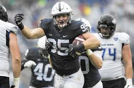 Ele jogou futebol americano universitário pela penn state e foi então draftado pelo cleveland browns em 2016. Carl Nassib Alchetron The Free Social Encyclopedia