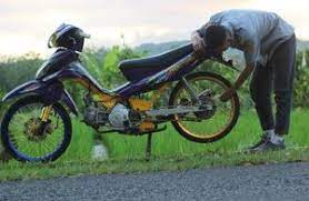 Bagaimana cara mewarnai motor jupiter z? 10 Tips Modifikasi Jupiter Z Simple 26 Ide Gambar Top Demico Co