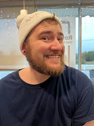 A huge congratulations to Brad Clements, Concord's Intake Coordinator—also  lovingly known as our Chaos Coordinator—on celebrating five incredible  years with Avenues! From alumni to an essential part of our team, Brad has