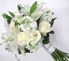 Our flexible event venues include an expansive ballroom with space for your guests can take advantage of thoughtful amenities including a complimentary hotel shuttle. Studio Bloom Wedding Flowers Ely Iowa Cedar Rapids Iowa City Flower Bouquet Wedding Calla Lily Bridal Bouquet Lily Bridal Bouquet