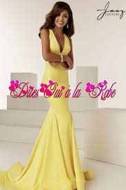 Prom Dresses Available In Laval Say Yes To The Dress Backless Dress Formal Dresses Prom Dresses