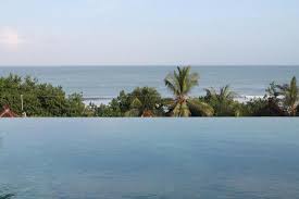 Piscine A Debordement Picture Of Mercure Kuta Bali Tripadvisor