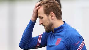 Harry edward kane) е английски футболист, нападател на тотнъм хотспър и националния отбор на англия, минал през всички юношески и младежки. Dmgfbziyl56dgm