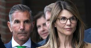 Mossimo giannulli and lori loughlin accepted a plea deal in the college admissions scandal. Mossimo Giannulli Reports To Prison In College Bribery Case