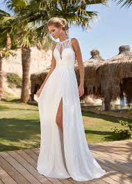 For the retro loving vintage lady, though, just any old dress won't do! Herve Paris Bridal