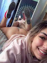 hot–selfies - reddit-nsfw-subs - r/collegesluts