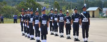 Dipersilakan platun puteri islam untuk bergerak masuk ke litar pertandingan ********* majlis mengucapkan terima kasih kepada platun puteri islam yang baru selesai membuat persembahan kawad kaki sebentar tadi. Pertandingan Kawad Kaki Unit Beruniform Peringkat Kebangsaan 2019 Asiacamp