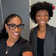 🙌🏽 Today was the last day for one of our most impressive @nbcwashington  summer interns!!! Zion is beginning her junior year at @howard1867 and she  has an amazing future in TV, FILM,