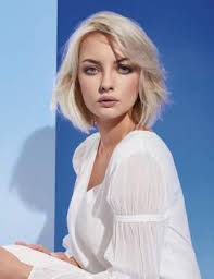 Coupes De Cheveux Qui Rajeunissent Le Top 10 De 2019 En 2020 Coupe De Cheveux Qui Rajeunit Coupe De Cheveux Tendances Coiffures