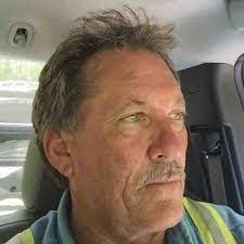 Dwight Barlow's Instagram, Twitter & Facebook