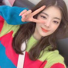 Which means lia's birthday is today!!! Lia Itzy Weibo Cute Kpop Korean Asian Girlgroup