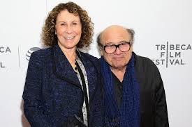 Danny devito is a bonafide movie star, with a career spanning over four decades, countless nominations and awards, and a resume that twins, released in 1988, is a buddy comedy starring danny devito alongside arnold schwarzenegger. Rhea Perlman Says She Ll Never Divorce Ex Danny Devito People Com