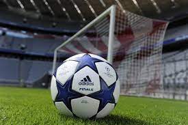 Control your football team and score against the opponent's goal. Fotbal Champions Home Facebook