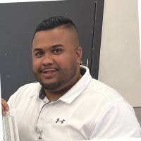 90+ "Erik Castro" profiles