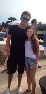 Pin Ot Polzovatelya Natalie Na Doske Sebastian Stan
