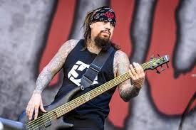 Top 66 Hard Rock + Metal Bassists Of All Time