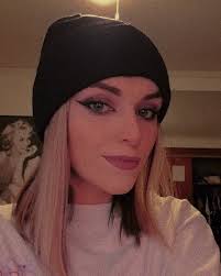 Courtney Lester (@lester.courtney) • Instagram photos and videos