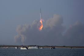 SpaceX giant rocket explodes minutes after launch from Texas | NEWS10 ABC