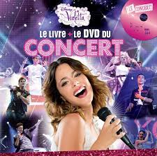 Animación para el tema en mi mundo, para las pantallas de la gira europea de violetta live tour 2015; Violetta Le Livre Du Concert Disney Amazon De Bucher