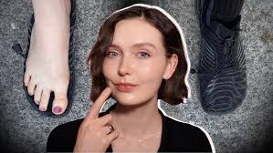 30 mins 'Glutes and Feet' Class with Vivo Barefoot