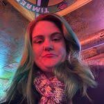 Lesley Grubbs's Instagram, Twitter & Facebook