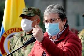 Mientras holmes trujillo se recupera de esta situación, el ministro de hasta tanto el ministro carlos holmes trujillo se recupere y pueda regresar a sus funciones, asumirá como ministro de defensa. Hermano De Carlos Holmes Trujillo Desmiente Que El Mindefensa Este Intubado Y En Coma Inducido Infobae