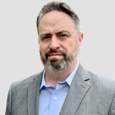 Meet the Veterans Center Staff