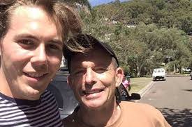 This Couple Sold A Used Fridge To Tony Abbott And It's Kinda Adorable