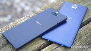Sony Xperia 10 and Xperia 10 Plus ...