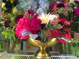 Flower delivery in jacksonville starts at just $39. Ponte Vedra Beach Florida How To Take Care Of Flowers Local Flower Delivery Liz Flowers Jacksonville Premier Wedding Event Florist