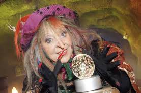 77 TV Angelika Mann as fairy tale riddle witch of Santa Claus,