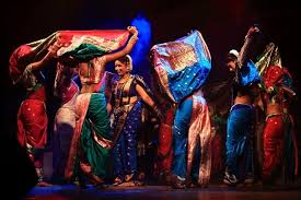 Lavani Traditional Maharashtrian Dance Utsavpedia Most famous traditional folk dances of indian booking contact 9928686346. lavani traditional maharashtrian dance