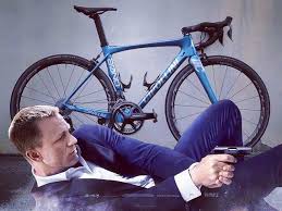 bond cipollini bond twohubs bikeporn bond jamesbond jamesbond007 007 cipollinibikes cipollini mcipollini atomlink madeinitaly madeinitaly fattoama