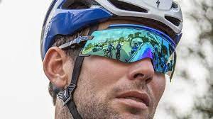 To win the glasses he wears on the bike see below. Oakley Kato Rahmenlos Rennrad Radsport Rennrader
