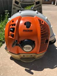 As this unit is a backpack leaf blower, the majority of the unit is distributed so that the user can operate it with ease for most. Stihl Backpack Blower Br 600 Used For Sale In Humble Tx 5miles Buy And Sell