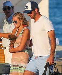 Maybe you would like to learn more about one of these? Wayne Gretzky S Daughter Paulina Finds An Unusual Way To Carry Her New Dog In Her Cleavage Daily Mail Online