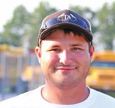 Veterans, a newbie and a virtual face