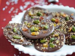 Mendiants Aux Fruits Confits Recettes Recette Recette Fruits Confits Alimentation