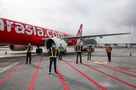 Pesan tiket airasia murah di nusatrip.com. Pelanggan Airasia Boleh Tukar Tarikh Penerbangan Tanpa Had Sebelum 31 Disember Soyacincau Com