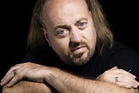 Black Books -sarjan hillitön Bill "Manny" Bailey saapuu Suomeen stand up  -keikalle