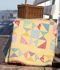 Flamingo row (black friday) $ 6.99 usd; Hot Summer Quilts Allpeoplequilt Com