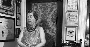She died two days after a largely ridiculed public performance in 1944. Real Florence Foster Jenkins Reviews From The 1930s And 40s Time