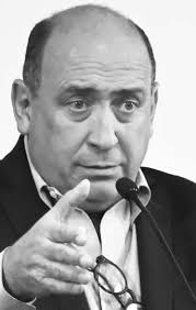 Impugnará FGR prisión domiciliaria de Murillo Karam