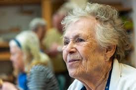 93-årige Elise går efter at blive 100 år