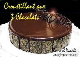 Un Biscuit Amandes Un Croustillant Praline Une Ganache Chocolat Noir Une Mousse Chocolat Blanc Et Un Cremeux Chocolat Au 3 Chocolat Dessert Cremeux Chocolat