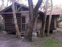 If you prefer a cozy place to sleep, rent one of these awesome cabins that offer rustic charm with all the comforts of modern conveniences steps away from florida's pristine natural beauty. 19 Awesome Florida Cabins You Should Rent Out This Summer Blogs