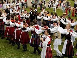The publisher specializes in travel and culture, with something to offer just about everyone. 24 August 2011 Customs And Traditions In Different Countries The Bridge English Club Tiraspol
