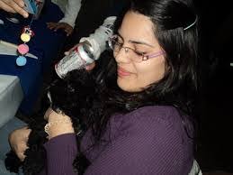 Lauri Lopez's Instagram, Twitter & Facebook